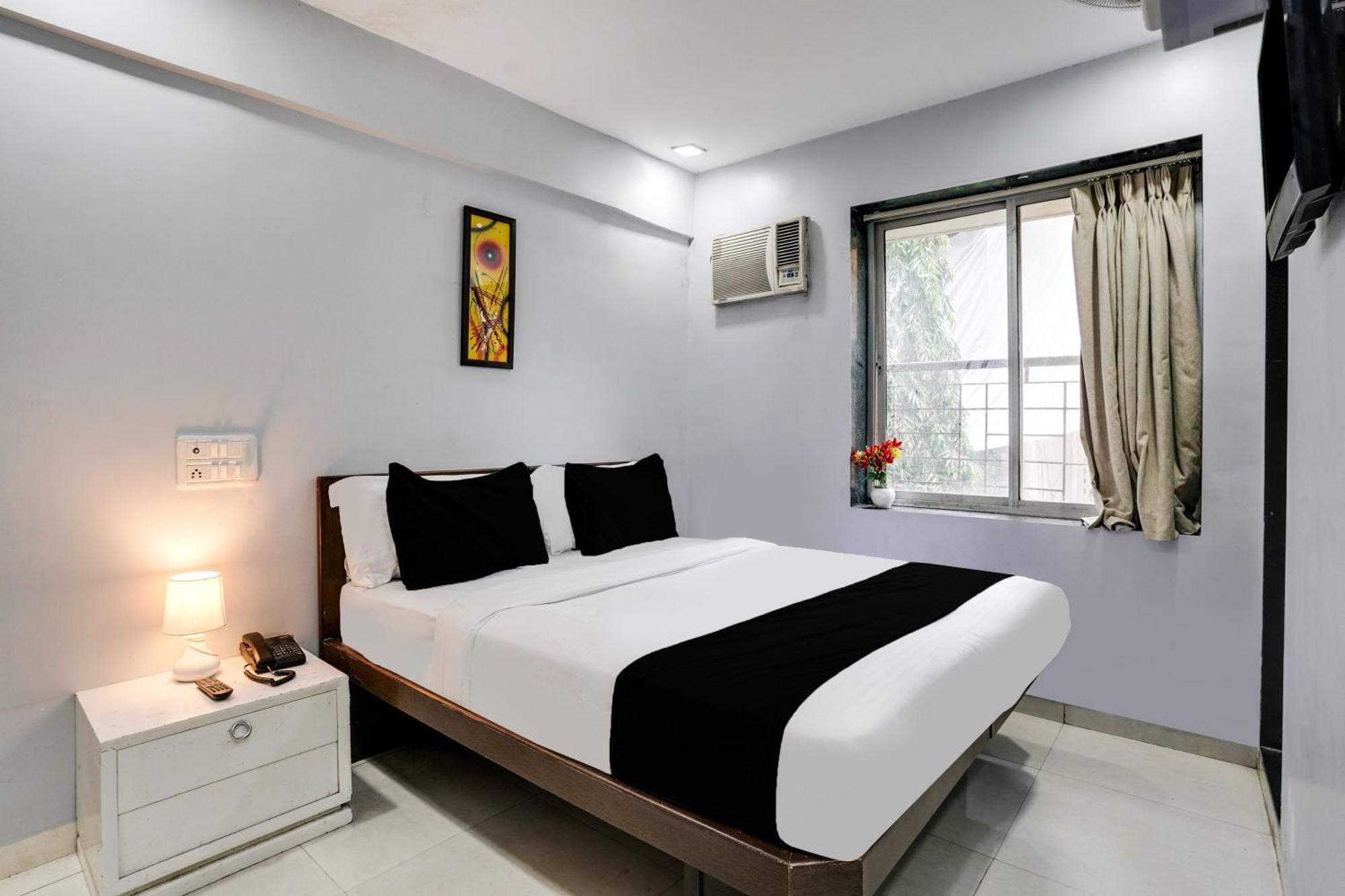 Hotel Collection O Andheri Near Airport Formerly We Mumbai